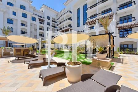 Studio for Rent in Yas Island, Abu Dhabi - Furnished l Golf Course View l Luxury Amenities