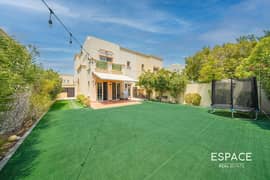 Converted 4 Bed | Extended | Lake View