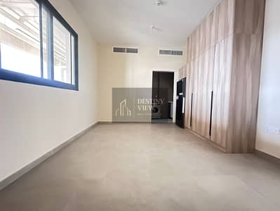 Studio for Rent in Hoshi, Sharjah - IMG_2522. jpg