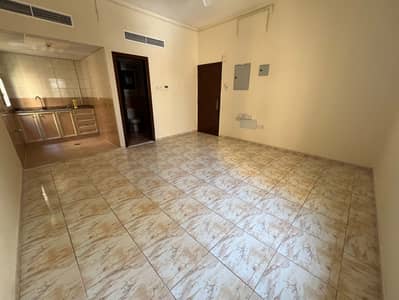 استوديو  للايجار في النباعة، الشارقة - IMG-20250921-WA0110. jpg