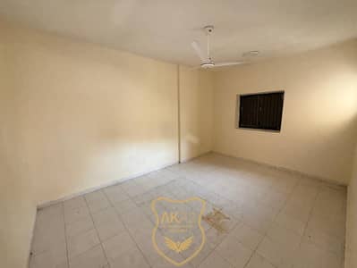 شقة 1 غرفة نوم للايجار في بوطينة، الشارقة - 4a4d7ad2-c5b7-4778-9c5a-6674e91a5bcc. jpg