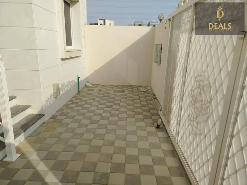 11 received_801016159281028. jpeg