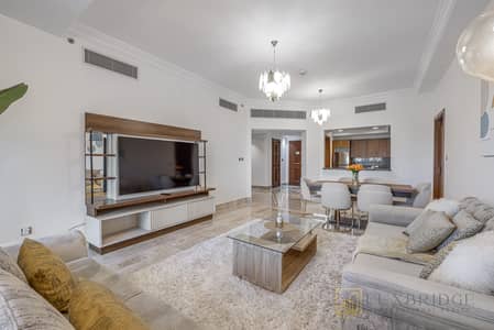2 Bedroom Flat for Rent in Palm Jumeirah, Dubai - Large Balcony | Unfurnished | Vacant in November