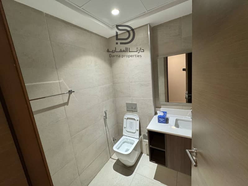 7 40a4a5db-a56b-40ad-afaa-a5bd2998cfae. jpg