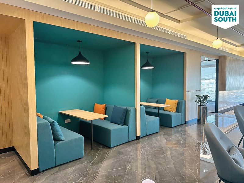9 Lounge2. jpg