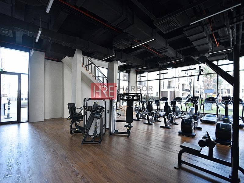 Modern Apartment | Prime Location | Large Layout - Image 17