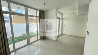 فیلا في فاردون،(أكويا من داماك) داماك هيلز 2 3 غرف 1500000 درهم - 12853338
