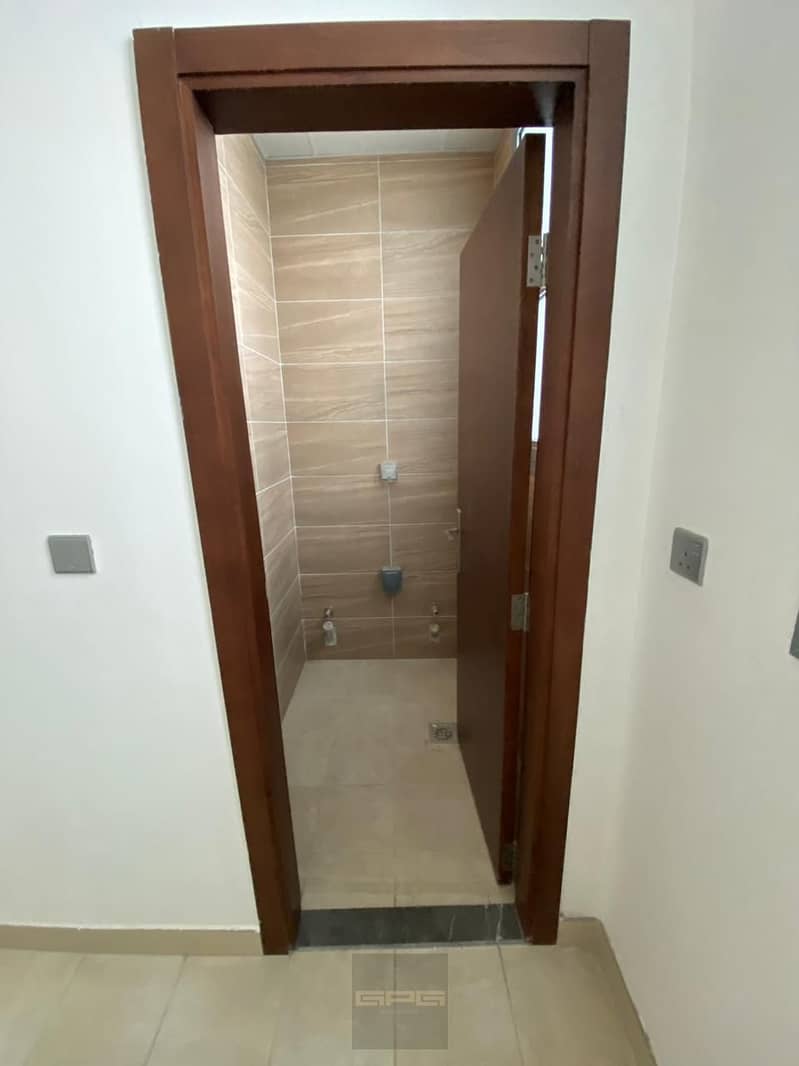 11 Laundry room (2). jpg