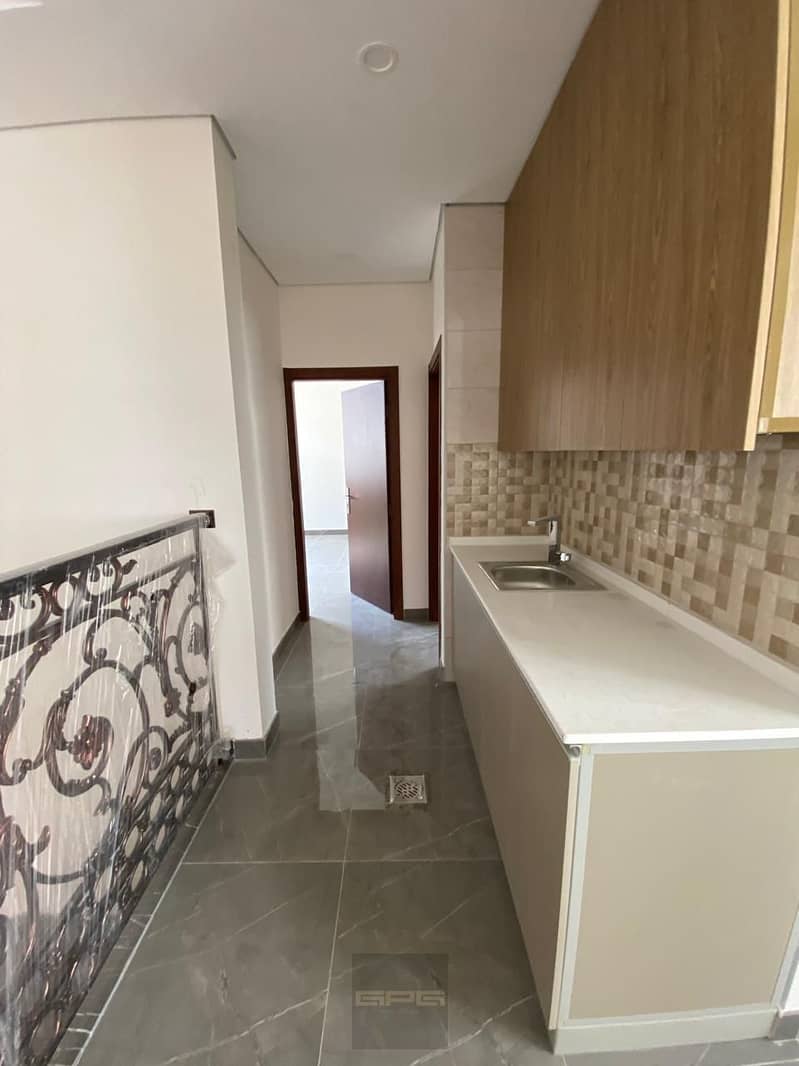 15 pantry floor 1. jpg