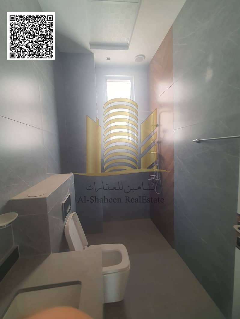 10 df765eb6-2d2d-4666-8e8a-6cd2e08de1e4. jpg