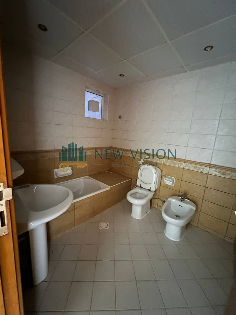 20 صورة واتساب بتاريخ 2025-09-22 في 12.10. 12_c8ba0959. jpg