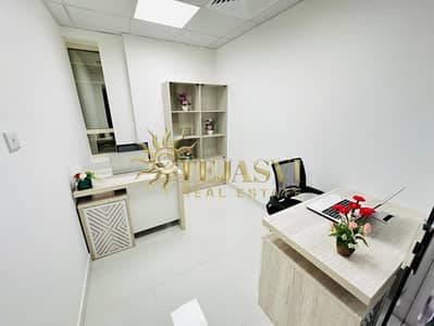 مکتب  للايجار في ديرة، دبي - 692fe525-f658-4516-b90b-1cc47312ea3d. jpg