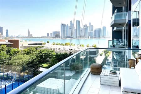 2 Bedroom Flat for Sale in Palm Jumeirah, Dubai - West Beach and Skyline View BEST VALUE 2 BED