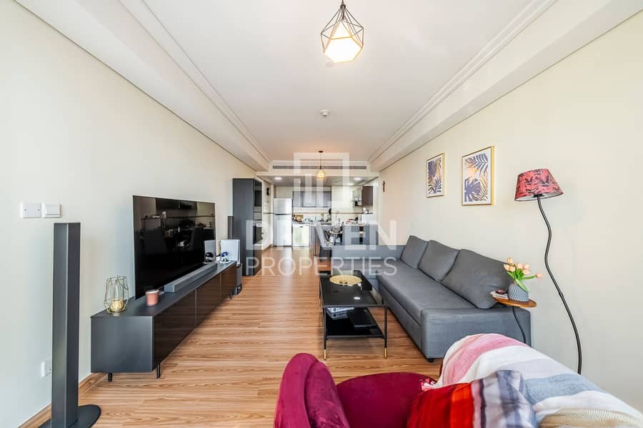 Vacant on Transfer | Lake View | Upgraded