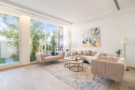 朱美拉公园社区， 迪拜 4 卧室联排别墅待租 - 1. Kennedy Property Rentals - Villa Royal Park Jumeirah Park. jpg