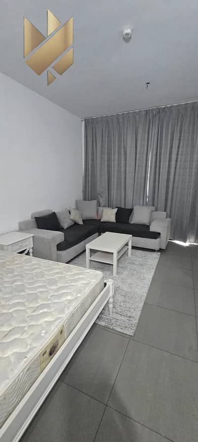 姆瓦伊莱社区， 夏尔迦 单身公寓待租 - صورة واتساب بتاريخ 1447-03-30 في 12.07. 50_404eff87. jpg