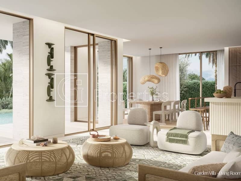 Closed Kitchen | Waterfront Community | Sea View