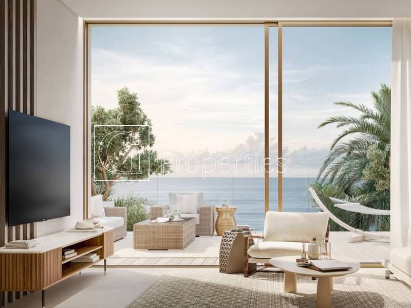 Closed Kitchen | Waterfront Community | Sea View