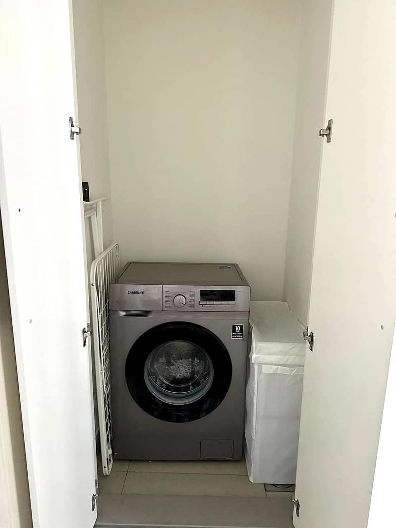 19 full_apt_photo_13. jpg