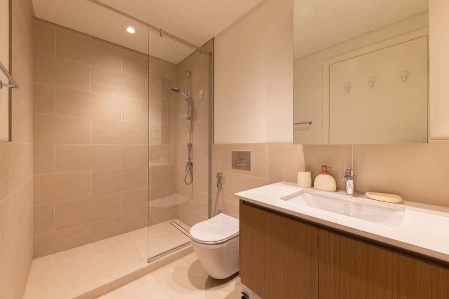 1br Apartment, Lotus at Creek Beach Building 2, Dubai Creek Harbour - Image 19