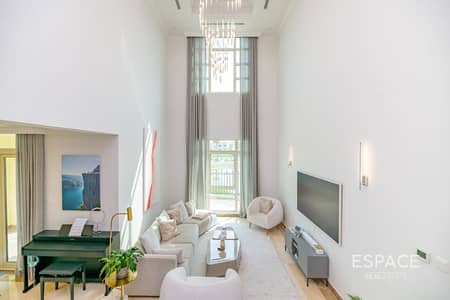 4 Bedroom Villa for Rent in Jumeirah Islands, Dubai - Entertainment Foyer | Upgraded | Lake View 4 Bedroom Villa for Rent in Jumeirah Islands, Dubai - Entertainment Foyer | Upgraded | Lake View