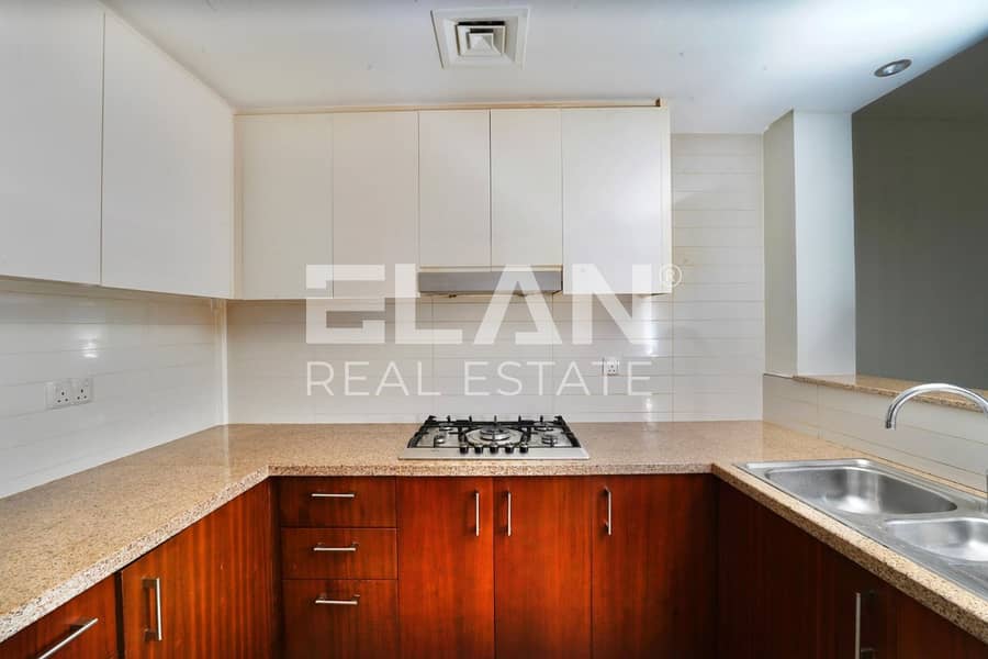 Sea View | High Floor | Immaculate - Image 12