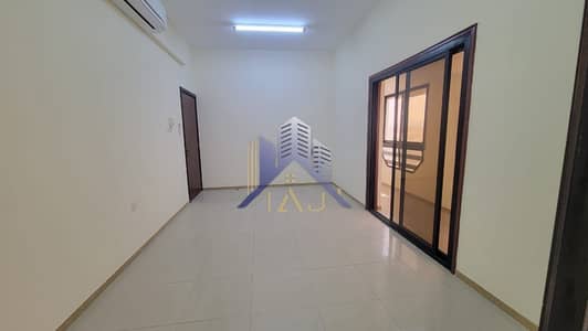 Office for Rent in Deira, Dubai - 0053dc28-0e8f-4a0e-b919-ddf1d120822a. jpg