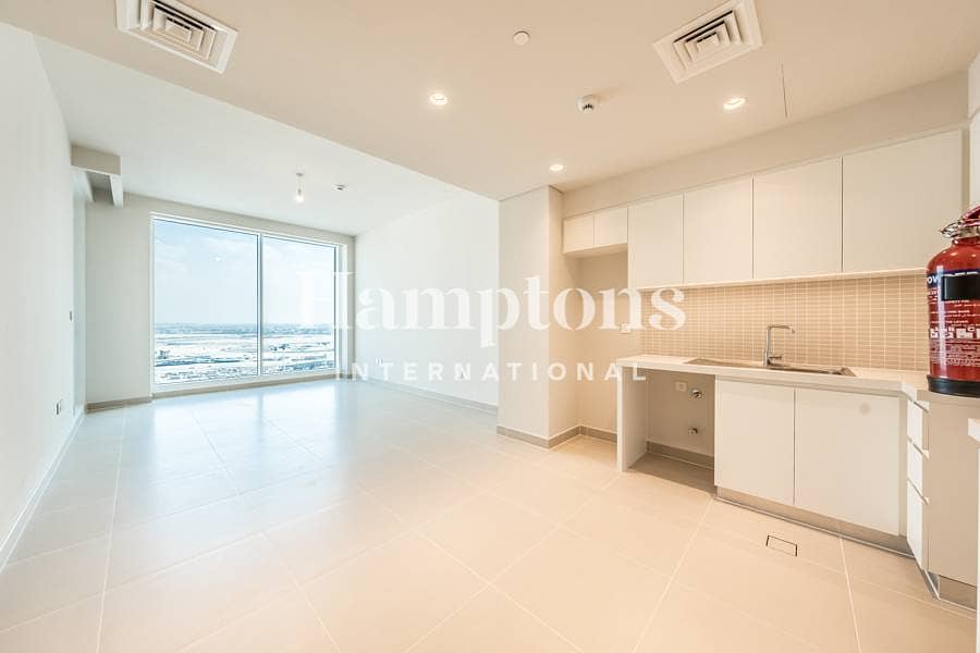 Vacant | High Floor | Open Panoramic View