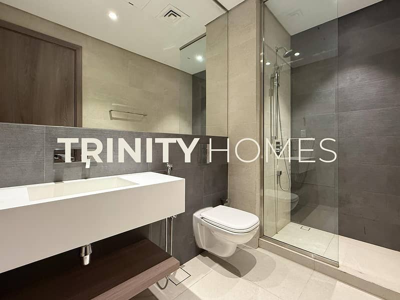 Huge Terrace | City Living | Vacant & Ready - Image 9