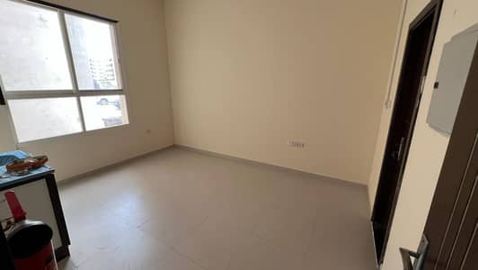 Студия в аренду в Корниш Аджман, Аджман - IMG-20250320-WA0052. jpg