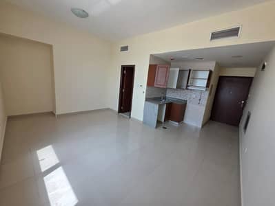 استوديو  للايجار في الجرف، عجمان - 0d934194-ffef-4328-be09-2792f40bb0e7. jpeg