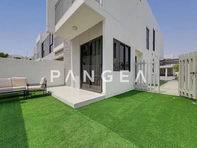 3 Bedroom Townhouse for Rent in DAMAC Hills 2 (Akoya by DAMAC), Dubai - Fully Furnished | Corner Unit | Maids Room
