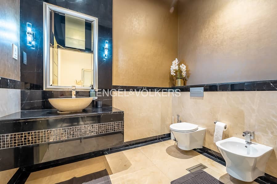 Iconic Panoramic Views| Burj View Outdoor Jacuzzi - Image 30