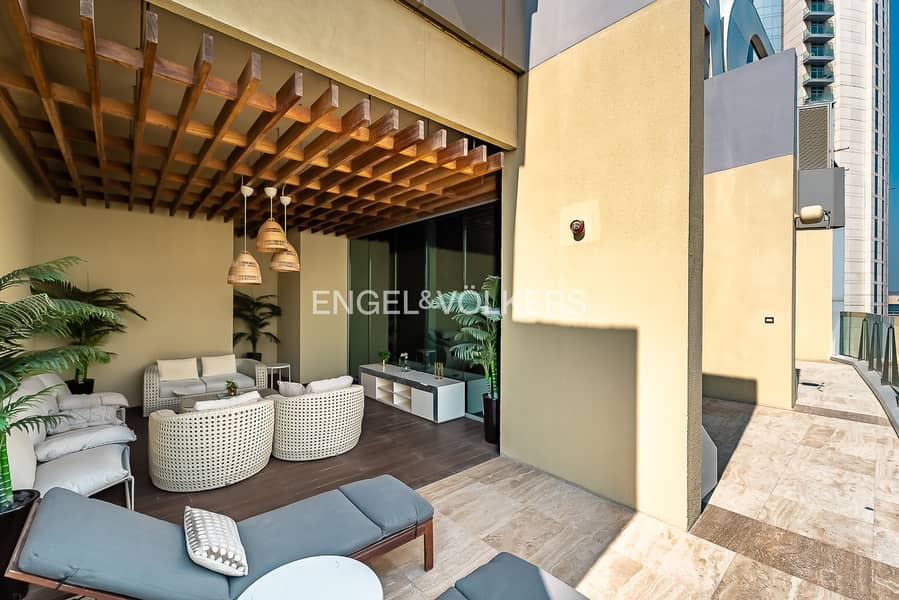 Iconic Panoramic Views| Burj View Outdoor Jacuzzi - Image 38