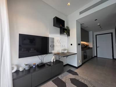 Studio for Rent in Business Bay, Dubai - Furnished | High Floor | Ready to Move In