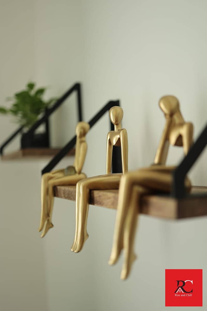 Fully Furnished | Prime Location | Negotiable - Image 6