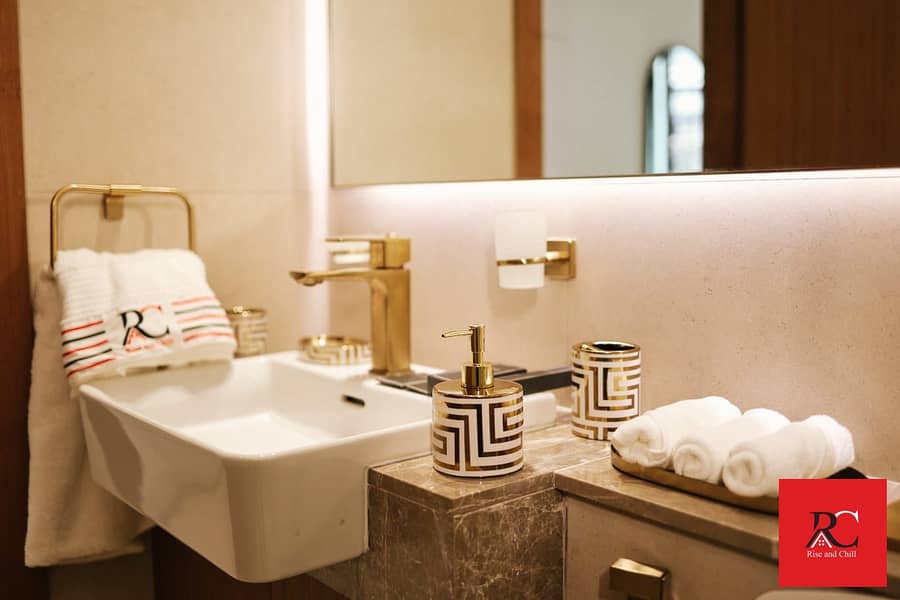 Fully Furnished | Prime Location | Negotiable - Image 10