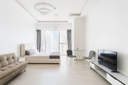 Studio for Rent in Jumeirah Lake Towers (JLT), Dubai - ChatGPT Image Jul 7, 2025, 03_39_47 PM. png