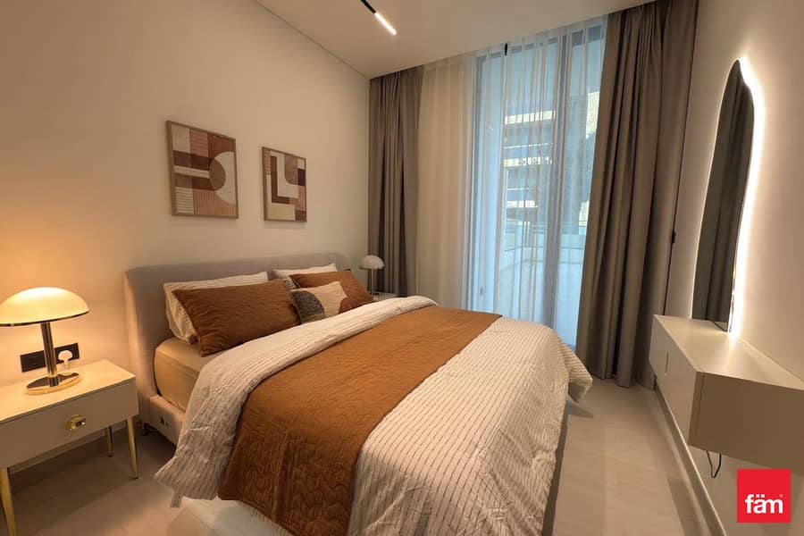 1 BHK/SPACIOUS/NEW HANDEDOVER/VACANT