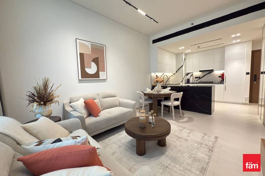 1 BHK/SPACIOUS/NEW HANDEDOVER/VACANT