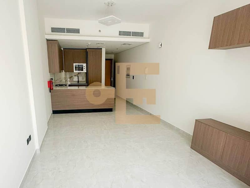 Chiller Free | Ready to Move | Smart Home - Image 5