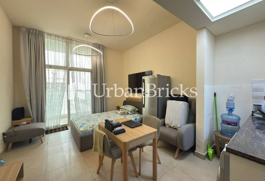 位于阿尔弗雷德街区，阿齐兹广场 的公寓 580000 AED - 12862752