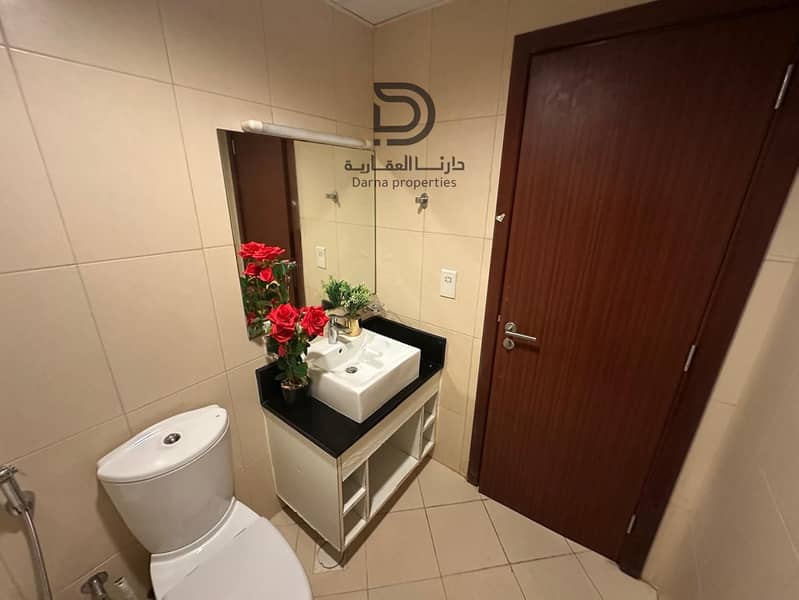 12 3b57d69c-6945-4ebb-bed3-a31c4ec0f741. jpg
