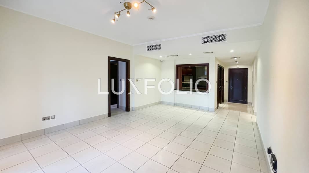 位于迪拜市中心，老城区，锐翰公寓，锐翰6号楼 3 卧室的公寓 245000 AED - 12863421