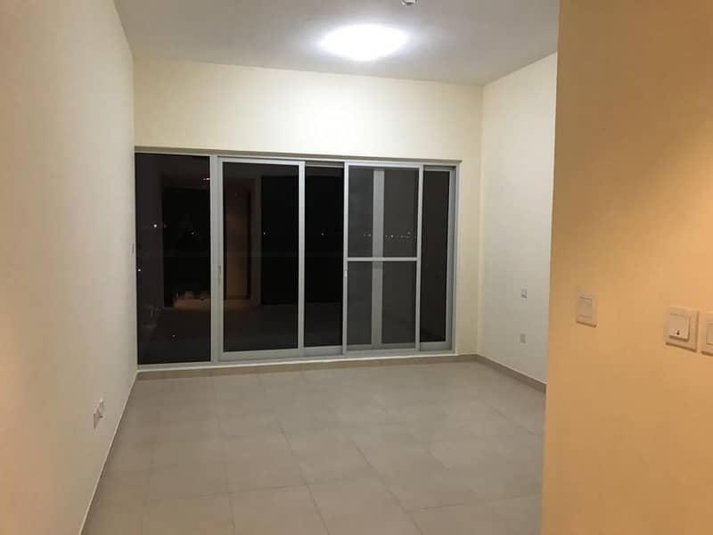 Spacious 1 Bedroom With Balcony For Sale In Le Presidium- Dubai Silicon Oasis, Dubai.