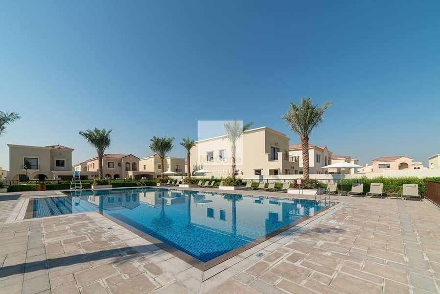 | Massive Plot | 5 Bedroom Corner Villa | | Massive Plot | 5 Bedroom Corner Villa |