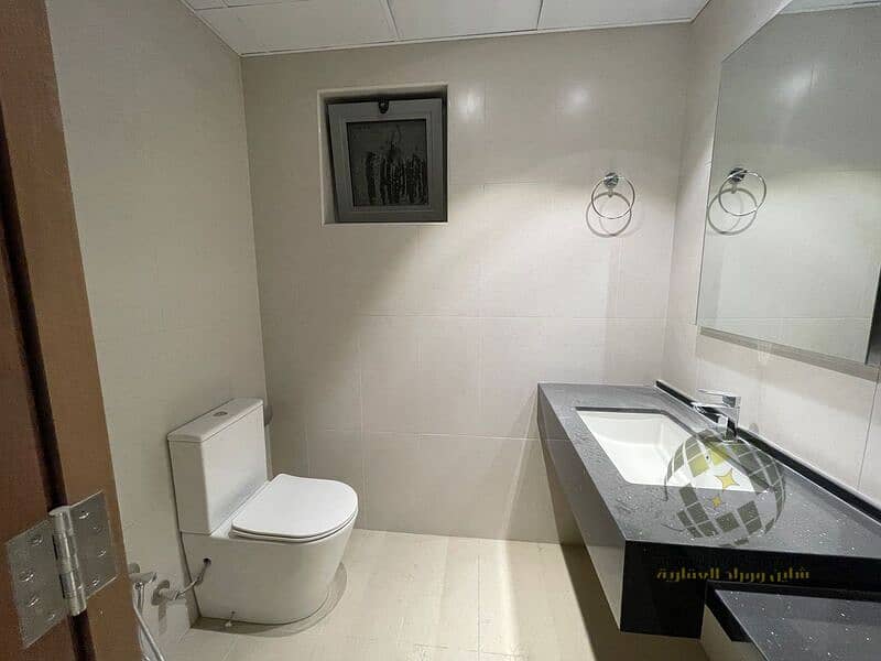 9 60f66cbe-4c5e-4732-bcc4-56962199bf77. jpg