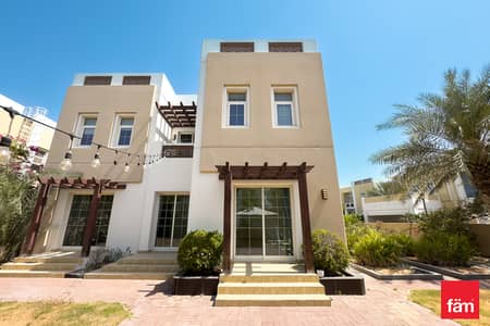 3 Bedroom Villa for Rent in Mudon, Dubai - Rahat 3 Beds Corner Villa For Rent Ready To Move