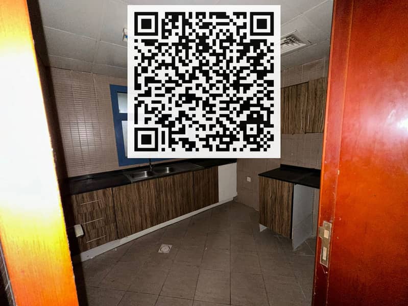 4 8d56d815-a3bd-45da-8e76-d7e3f689dfed. jpg