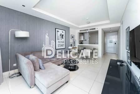 2 Cпальни Апартамент в аренду в Бизнес Бей, Дубай - Living room. jpg